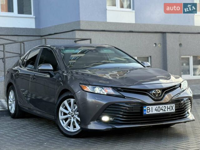 Серый Тойота Камри, объемом двигателя 2.5 л и пробегом 80 тыс. км за 17700 $, фото 7 на Automoto.ua