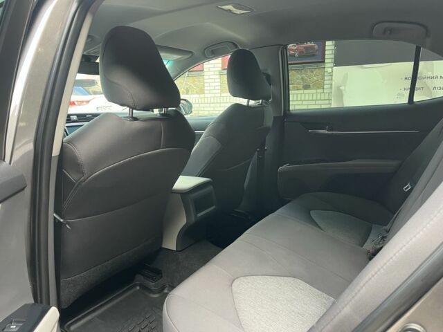 Сірий Тойота Камрі, об'ємом двигуна 2.5 л та пробігом 81 тис. км за 18999 $, фото 19 на Automoto.ua