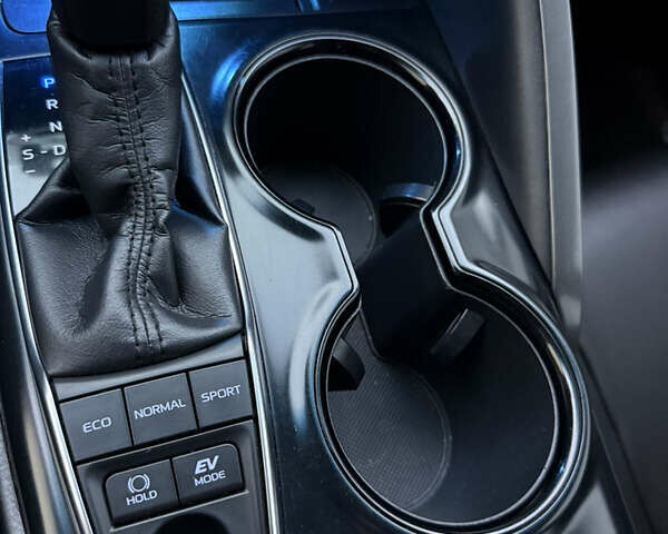 Сірий Тойота Камрі, об'ємом двигуна 2.5 л та пробігом 150 тис. км за 22900 $, фото 37 на Automoto.ua