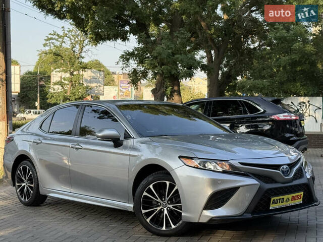 Сірий Тойота Камрі, об'ємом двигуна 2.49 л та пробігом 144 тис. км за 18200 $, фото 5 на Automoto.ua