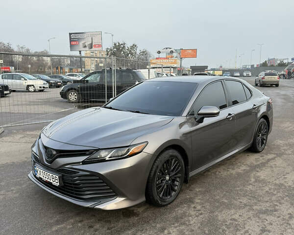 Сірий Тойота Камрі, об'ємом двигуна 2.5 л та пробігом 150 тис. км за 22900 $, фото 2 на Automoto.ua