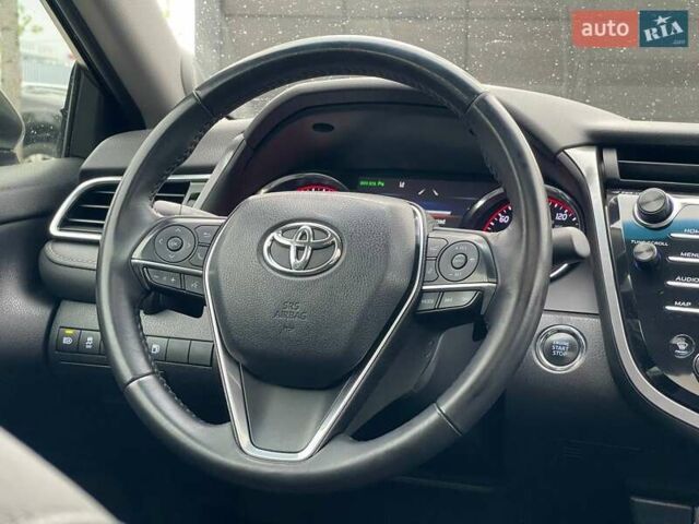 Тойота Камри 2018 в Киеве на Automoto.ua Серый Тойота Камри, объемом двигателя 3.46 л и пробегом 146 тыс. км за 23500 $, фото 32 на Automoto.ua
