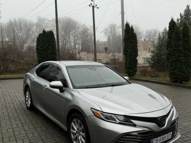 Серый Тойота Камри, объемом двигателя 2.5 л и пробегом 150 тыс. км за 16000 $, фото 2 на Automoto.ua