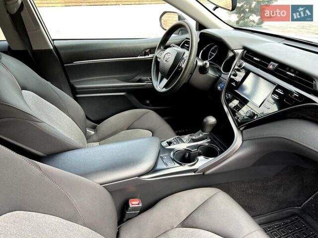 Сірий Тойота Камрі, об'ємом двигуна 2.49 л та пробігом 183 тис. км за 21400 $, фото 36 на Automoto.ua