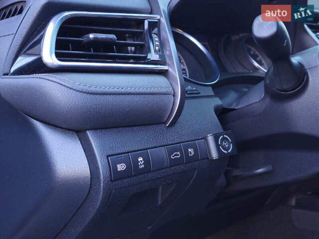Серый Тойота Камри, объемом двигателя 2.5 л и пробегом 105 тыс. км за 19500 $, фото 23 на Automoto.ua