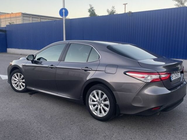 Серый Тойота Камри, объемом двигателя 2.5 л и пробегом 181 тыс. км за 20500 $, фото 4 на Automoto.ua