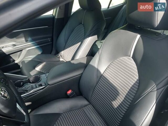 Сірий Тойота Камрі, об'ємом двигуна 2.49 л та пробігом 60 тис. км за 24200 $, фото 23 на Automoto.ua