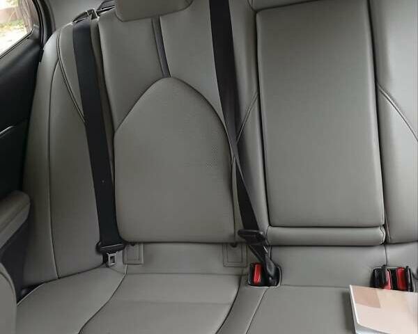 Тойота Камри 2018 в Николаеве на Automoto.ua Серый Тойота Камри, объемом двигателя 2.49 л и пробегом 104 тыс. км за 18300 $, фото 7 на Automoto.ua