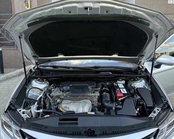 Серый Тойота Камри, объемом двигателя 2.49 л и пробегом 65 тыс. км за 22700 $, фото 29 на Automoto.ua