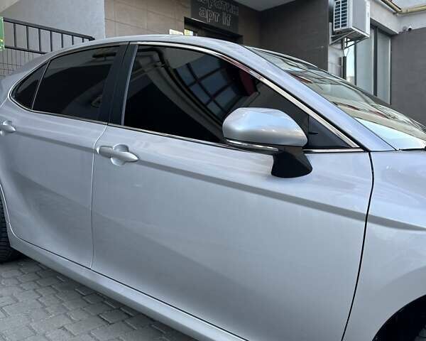 Сірий Тойота Камрі, об'ємом двигуна 2.49 л та пробігом 65 тис. км за 24000 $, фото 27 на Automoto.ua