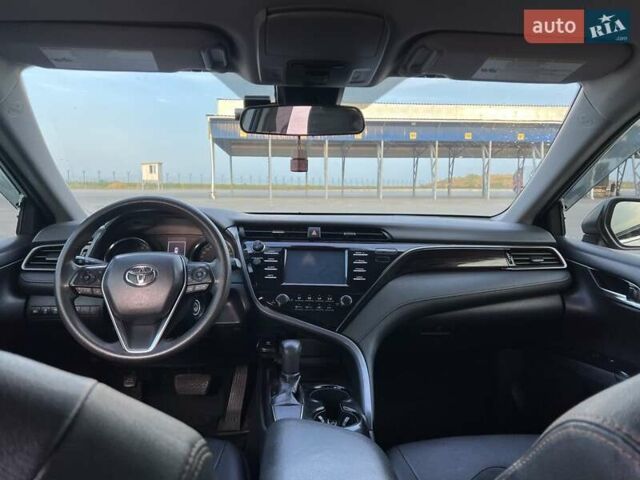 Сірий Тойота Камрі, об'ємом двигуна 2.49 л та пробігом 215 тис. км за 17500 $, фото 9 на Automoto.ua