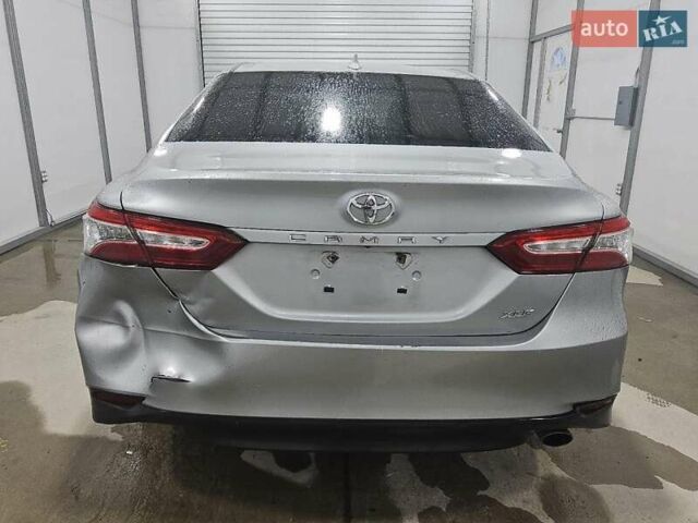Серый Тойота Камри, объемом двигателя 2.49 л и пробегом 175 тыс. км за 5900 $, фото 5 на Automoto.ua