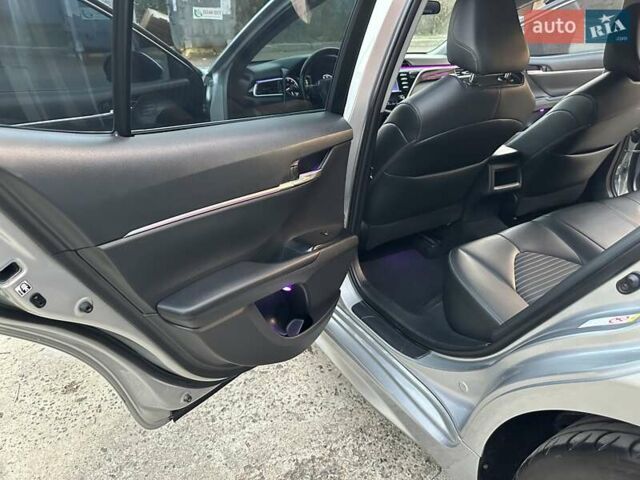 Серый Тойота Камри, объемом двигателя 2.49 л и пробегом 78 тыс. км за 18500 $, фото 62 на Automoto.ua