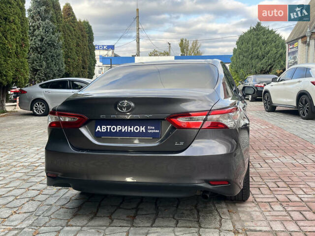 Тойота Камри 2018 в Белой Церкве на Automoto.ua Серый Тойота Камри, объемом двигателя 2.49 л и пробегом 81 тыс. км за 19000 $, фото 4 на Automoto.ua