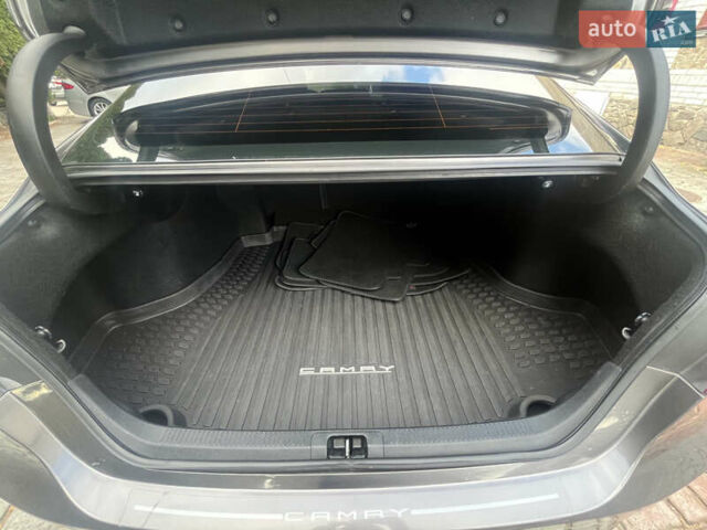 Тойота Камри 2018 в Белой Церкве на Automoto.ua Серый Тойота Камри, объемом двигателя 2.49 л и пробегом 81 тыс. км за 19000 $, фото 22 на Automoto.ua