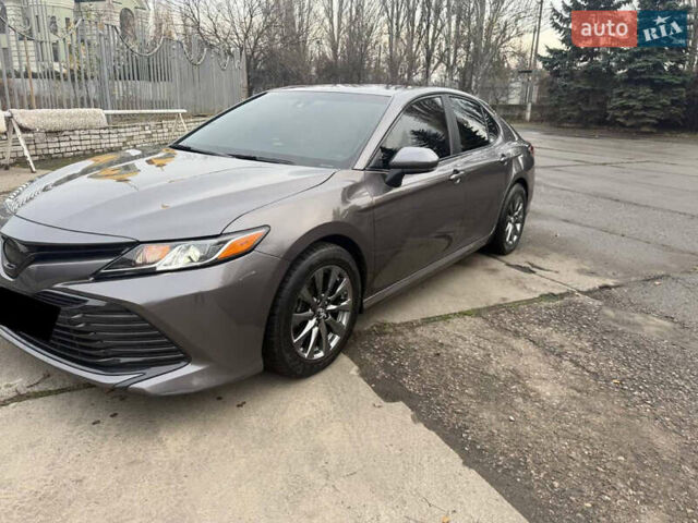 Серый Тойота Камри, объемом двигателя 2.49 л и пробегом 134 тыс. км за 17300 $, фото 3 на Automoto.ua