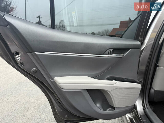 Серый Тойота Камри, объемом двигателя 2.49 л и пробегом 95 тыс. км за 23000 $, фото 18 на Automoto.ua