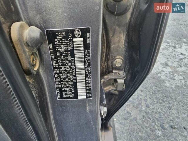 Серый Тойота Камри, объемом двигателя 2.49 л и пробегом 62 тыс. км за 18000 $, фото 24 на Automoto.ua