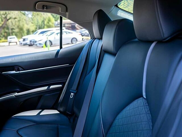 Сірий Тойота Камрі, об'ємом двигуна 2.5 л та пробігом 41 тис. км за 12300 $, фото 12 на Automoto.ua