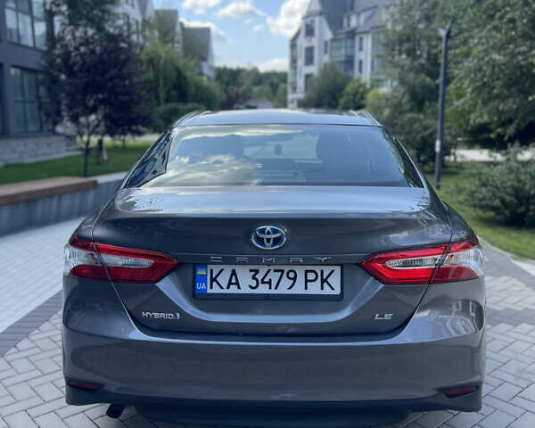 Серый Тойота Камри, объемом двигателя 2.49 л и пробегом 206 тыс. км за 21000 $, фото 15 на Automoto.ua