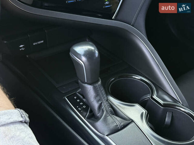 Сірий Тойота Камрі, об'ємом двигуна 2.49 л та пробігом 144 тис. км за 18200 $, фото 21 на Automoto.ua