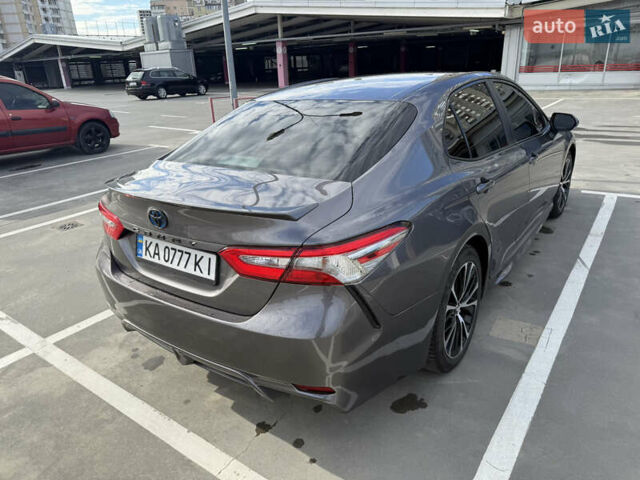 Тойота Камри 2018 в Киеве на Automoto.ua Серый Тойота Камри, объемом двигателя 2.49 л и пробегом 93 тыс. км за 25500 $, фото 3 на Automoto.ua