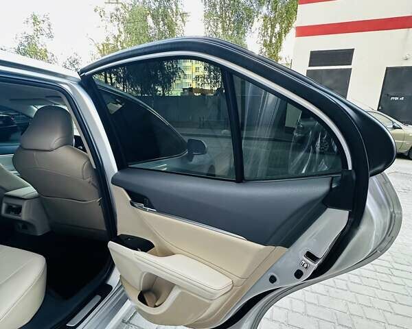 Сірий Тойота Камрі, об'ємом двигуна 2.49 л та пробігом 65 тис. км за 24000 $, фото 19 на Automoto.ua