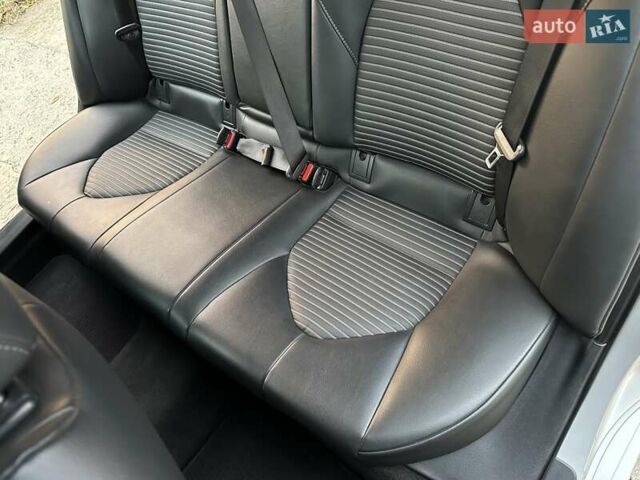 Серый Тойота Камри, объемом двигателя 2.49 л и пробегом 78 тыс. км за 18500 $, фото 66 на Automoto.ua