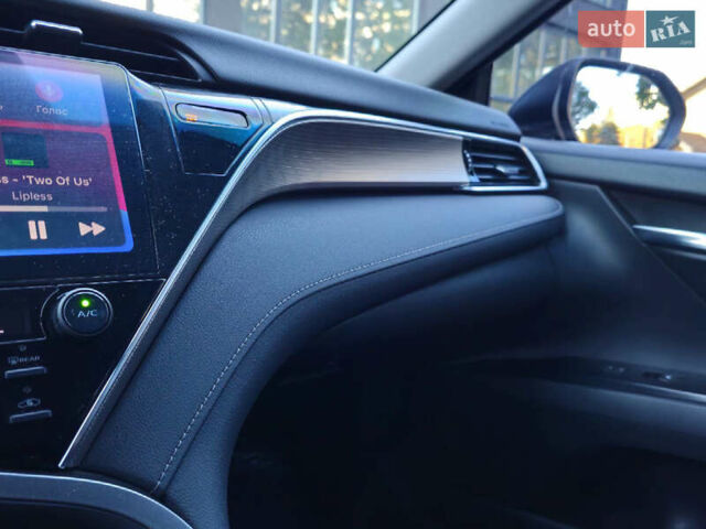 Серый Тойота Камри, объемом двигателя 2.5 л и пробегом 105 тыс. км за 19500 $, фото 17 на Automoto.ua