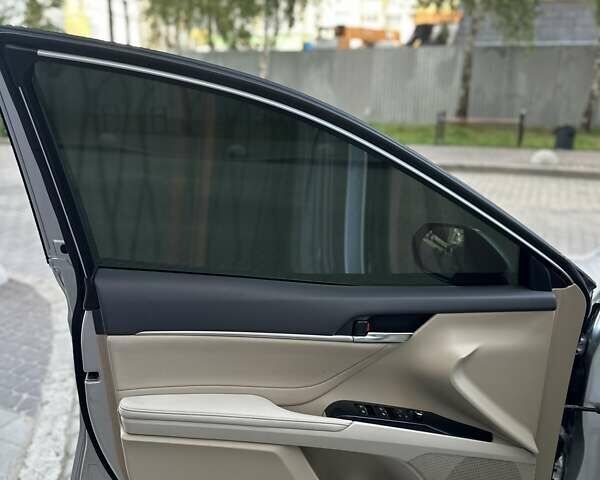 Серый Тойота Камри, объемом двигателя 2.49 л и пробегом 65 тыс. км за 22700 $, фото 31 на Automoto.ua