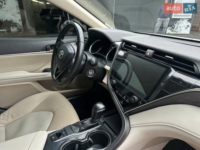 Сірий Тойота Камрі, об'ємом двигуна 2.49 л та пробігом 67 тис. км за 23000 $, фото 67 на Automoto.ua