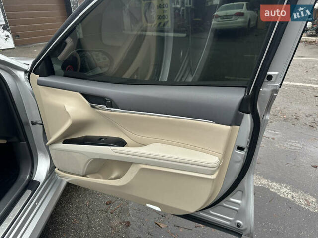 Сірий Тойота Камрі, об'ємом двигуна 2.49 л та пробігом 67 тис. км за 23000 $, фото 63 на Automoto.ua