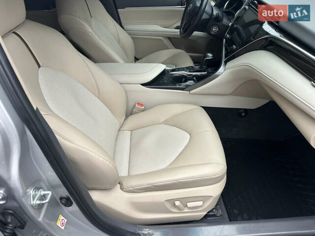 Сірий Тойота Камрі, об'ємом двигуна 2.49 л та пробігом 67 тис. км за 23000 $, фото 64 на Automoto.ua