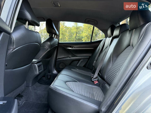 Сірий Тойота Камрі, об'ємом двигуна 2.49 л та пробігом 144 тис. км за 18200 $, фото 32 на Automoto.ua