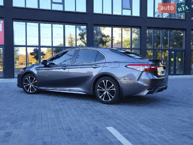 Серый Тойота Камри, объемом двигателя 2.5 л и пробегом 105 тыс. км за 19500 $, фото 11 на Automoto.ua