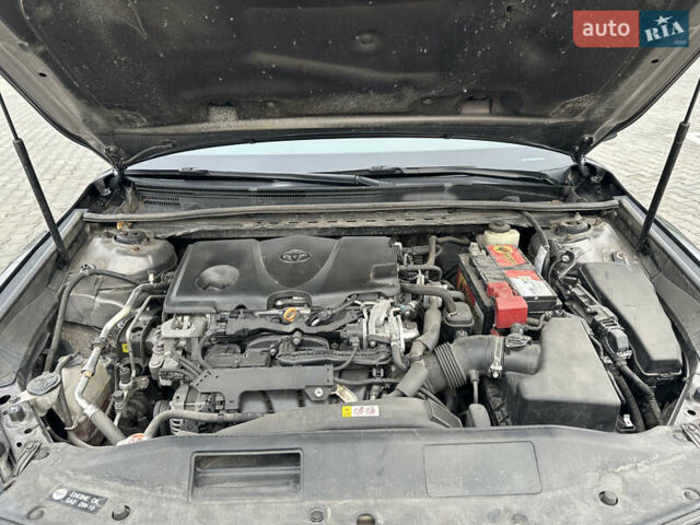 Сірий Тойота Камрі, об'ємом двигуна 2.5 л та пробігом 160 тис. км за 18400 $, фото 16 на Automoto.ua
