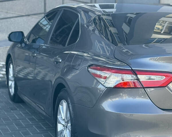 Серый Тойота Камри, объемом двигателя 2.5 л и пробегом 80 тыс. км за 17700 $, фото 17 на Automoto.ua