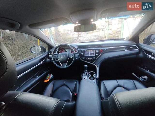 Серый Тойота Камри, объемом двигателя 2.49 л и пробегом 128 тыс. км за 19500 $, фото 11 на Automoto.ua