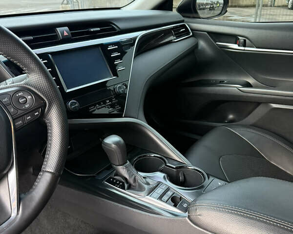 Сірий Тойота Камрі, об'ємом двигуна 2.5 л та пробігом 150 тис. км за 22900 $, фото 27 на Automoto.ua