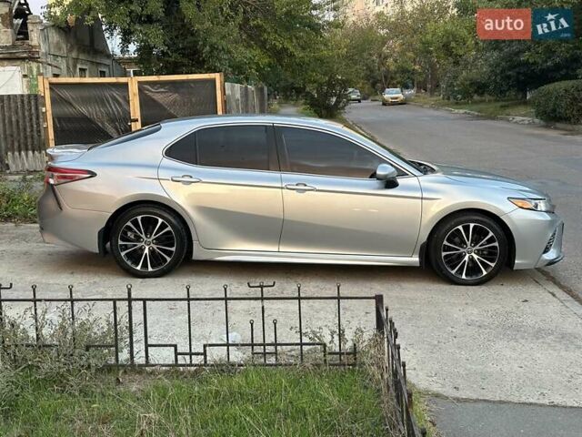 Тойота Камри 2018 в Одессе на Automoto.ua Серый Тойота Камри, объемом двигателя 2.5 л и пробегом 78 тыс. км за 21000 $, фото 30 на Automoto.ua