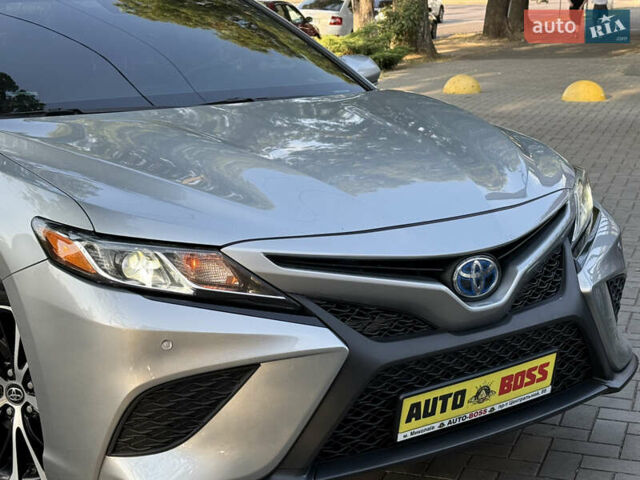 Сірий Тойота Камрі, об'ємом двигуна 2.49 л та пробігом 144 тис. км за 18200 $, фото 6 на Automoto.ua