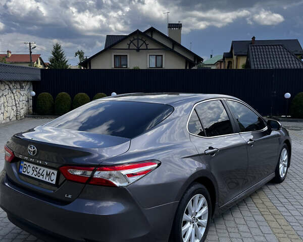 Сірий Тойота Камрі, об'ємом двигуна 2.49 л та пробігом 102 тис. км за 18700 $, фото 2 на Automoto.ua