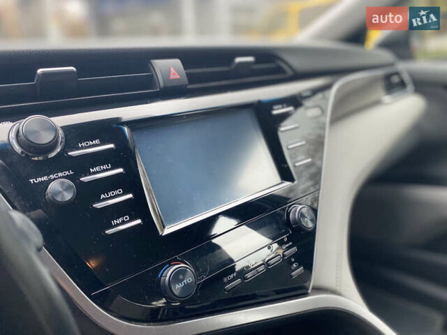 Серый Тойота Камри, объемом двигателя 2.49 л и пробегом 105 тыс. км за 17899 $, фото 15 на Automoto.ua