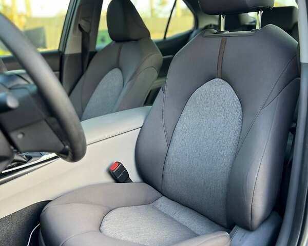 Серый Тойота Камри, объемом двигателя 2.49 л и пробегом 88 тыс. км за 22500 $, фото 21 на Automoto.ua