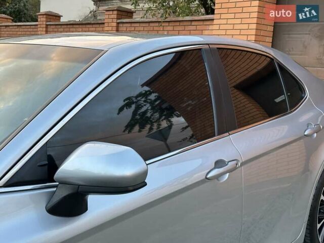 Серый Тойота Камри, объемом двигателя 2.49 л и пробегом 78 тыс. км за 18500 $, фото 12 на Automoto.ua