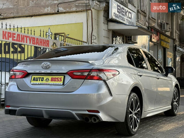 Сірий Тойота Камрі, об'ємом двигуна 2.49 л та пробігом 144 тис. км за 18200 $, фото 12 на Automoto.ua