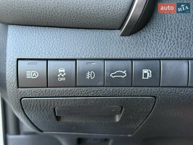 Сірий Тойота Камрі, об'ємом двигуна 2.49 л та пробігом 144 тис. км за 18200 $, фото 17 на Automoto.ua