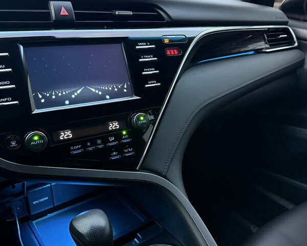 Сірий Тойота Камрі, об'ємом двигуна 2.5 л та пробігом 150 тис. км за 22900 $, фото 34 на Automoto.ua