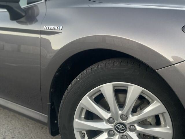 Серый Тойота Камри, объемом двигателя 2.5 л и пробегом 181 тыс. км за 20500 $, фото 12 на Automoto.ua