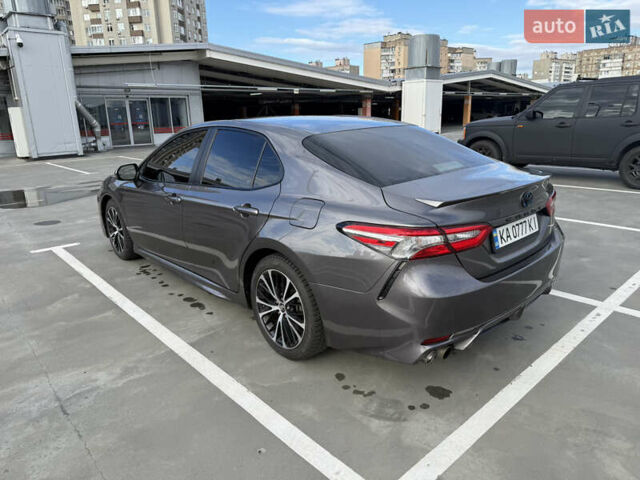 Тойота Камри 2018 в Киеве на Automoto.ua Серый Тойота Камри, объемом двигателя 2.49 л и пробегом 93 тыс. км за 25500 $, фото 8 на Automoto.ua